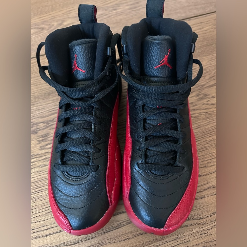 Jordan Retro 12 size 5Y /women’s 6.5 - Picture 2 of 16